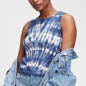 NWT Gap Women’s Muscle Tank L